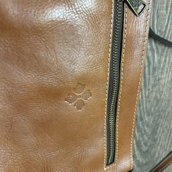 Patricia Nash smaller sized crossbody leather 3 fold purse great condition - Picture 6 of 14